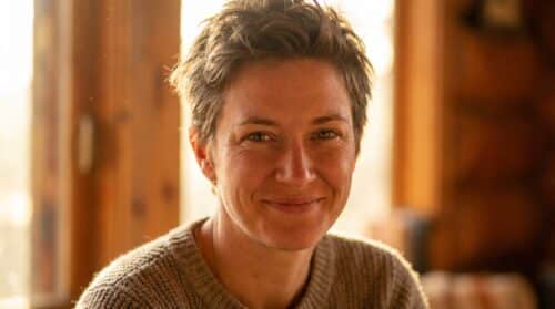 ontdek zeven persoonlijke zaken die je beter geheim houdt, zelfs voor je dierbaarsten, om je privacy en relaties te beschermen.